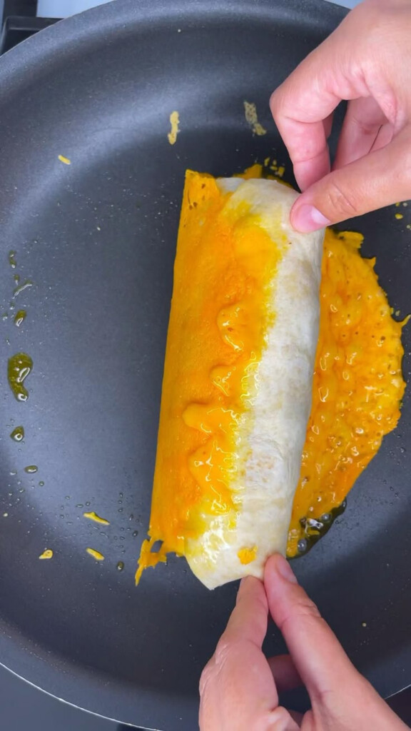 Cheese Crusted Breakfast Burrito Vegan Breakfast Recipes Vegan 