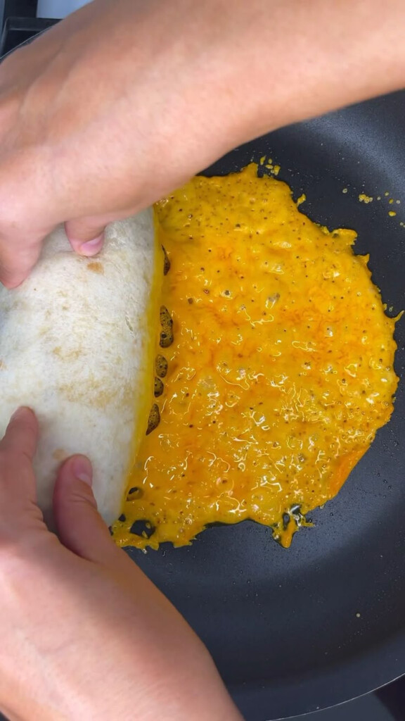 Cheese Crusted Breakfast Burrito Vegan Breakfast Recipes Vegan 