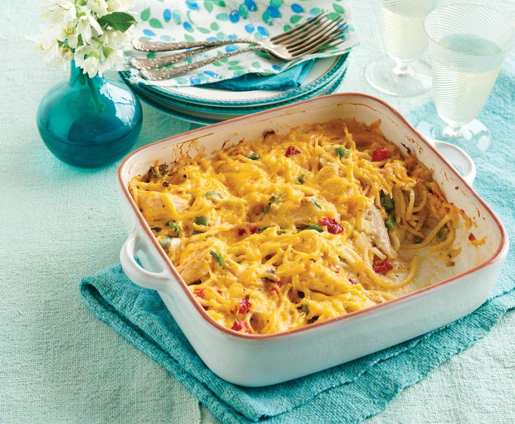 Ree Drummond s Mom Shares An Iconic Family Recipe For Chicken Spaghetti 