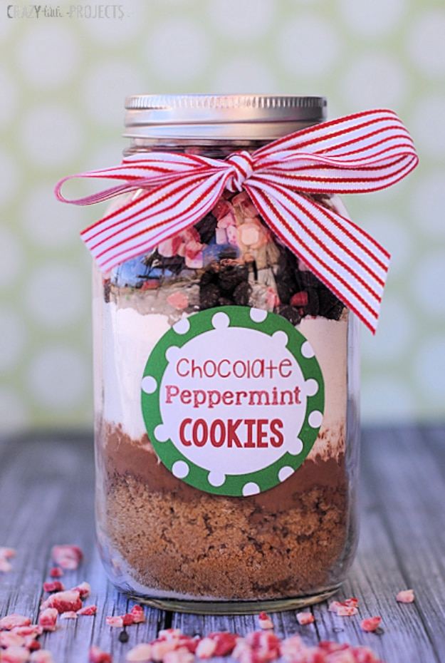 32 Best Mason Jar Cookie Recipes Ever Created