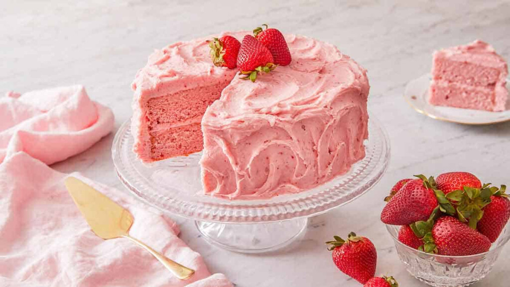 Delectable Paula Deen Strawberry Cake Recipe TheFoodXP