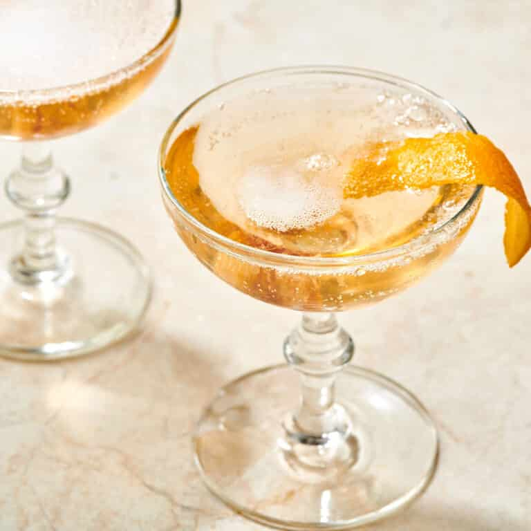 French 75 Recipe How To Make A French 75 Cocktail The Mom 100