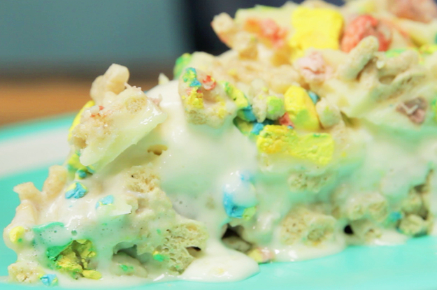 Lucky Charms Ice Cream Cake