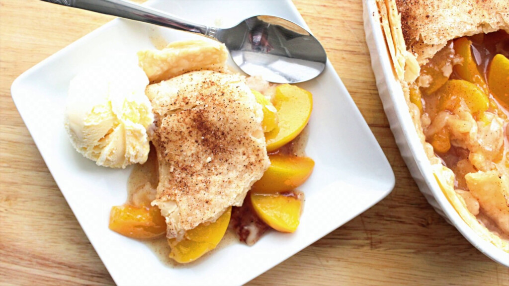 Peach Cobbler Recipes Made With Canned Peaches And Pillsbury Pie Crust 