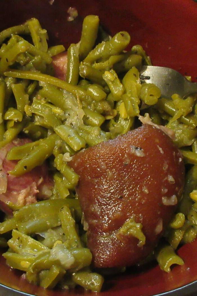Southern Green Beans With Ham Hocks Yum To The Tum For The Foodie 